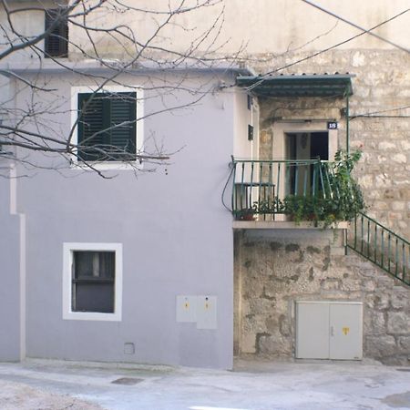 Apartments With A Parking Space Omis - 4327 Dış mekan fotoğraf