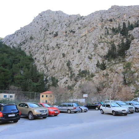 Apartments With A Parking Space Omis - 4327 Dış mekan fotoğraf